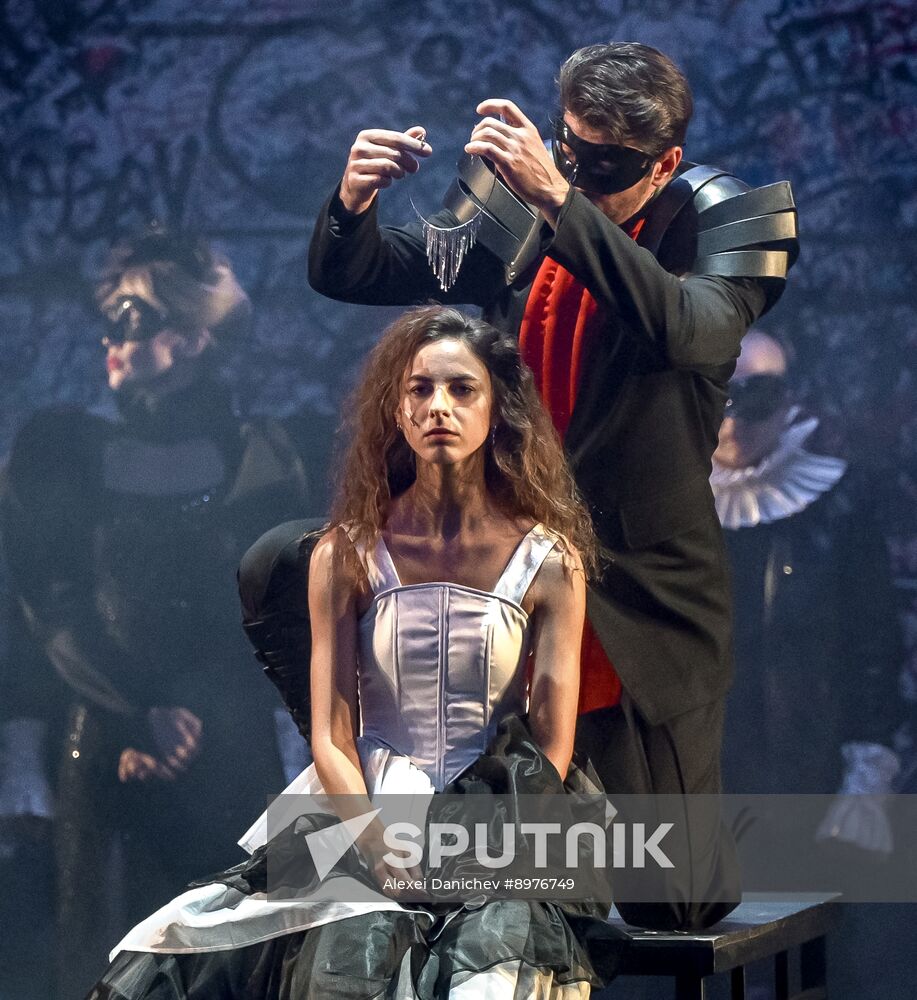 Russia Novosibirsk Red Torch Theatre Tour