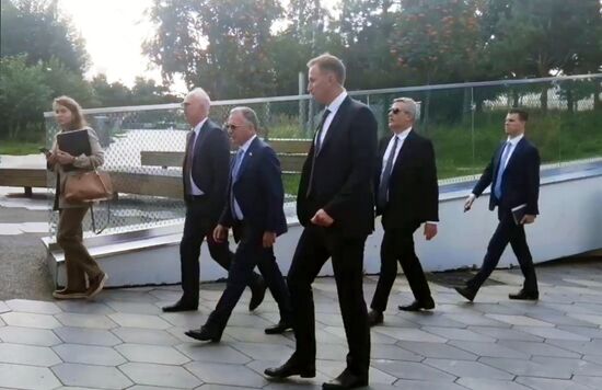 Russia US Arrival