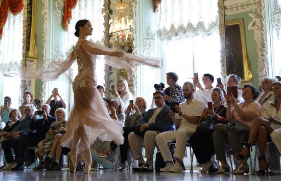 Russia Tchaikovsky Ballet Costumes