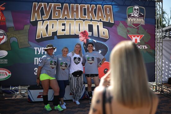 Russia Weight Lifting Competition