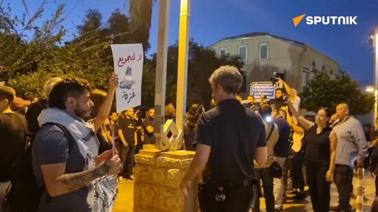 Haifa residents protest Gaza war, demand end to violence