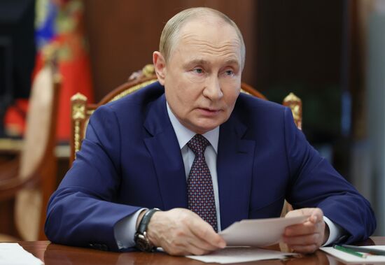 Russia Putin Economic Issues