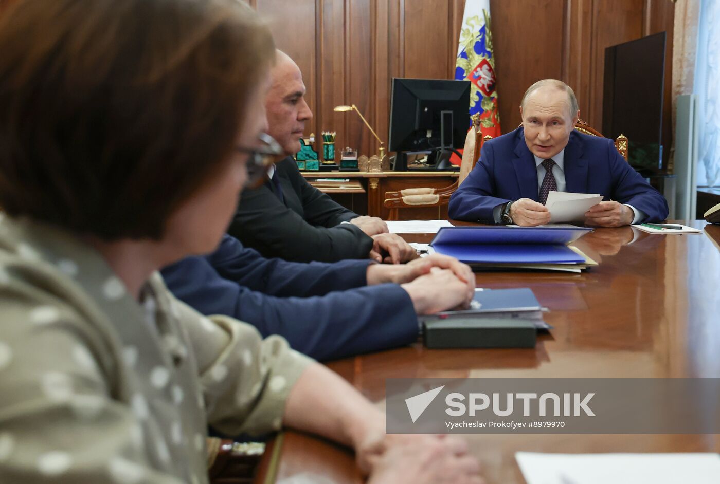 Russia Putin Economic Issues