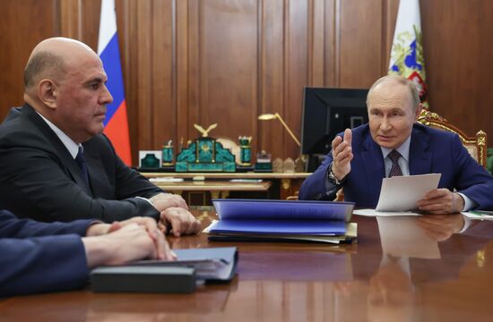 Russia Putin Economic Issues