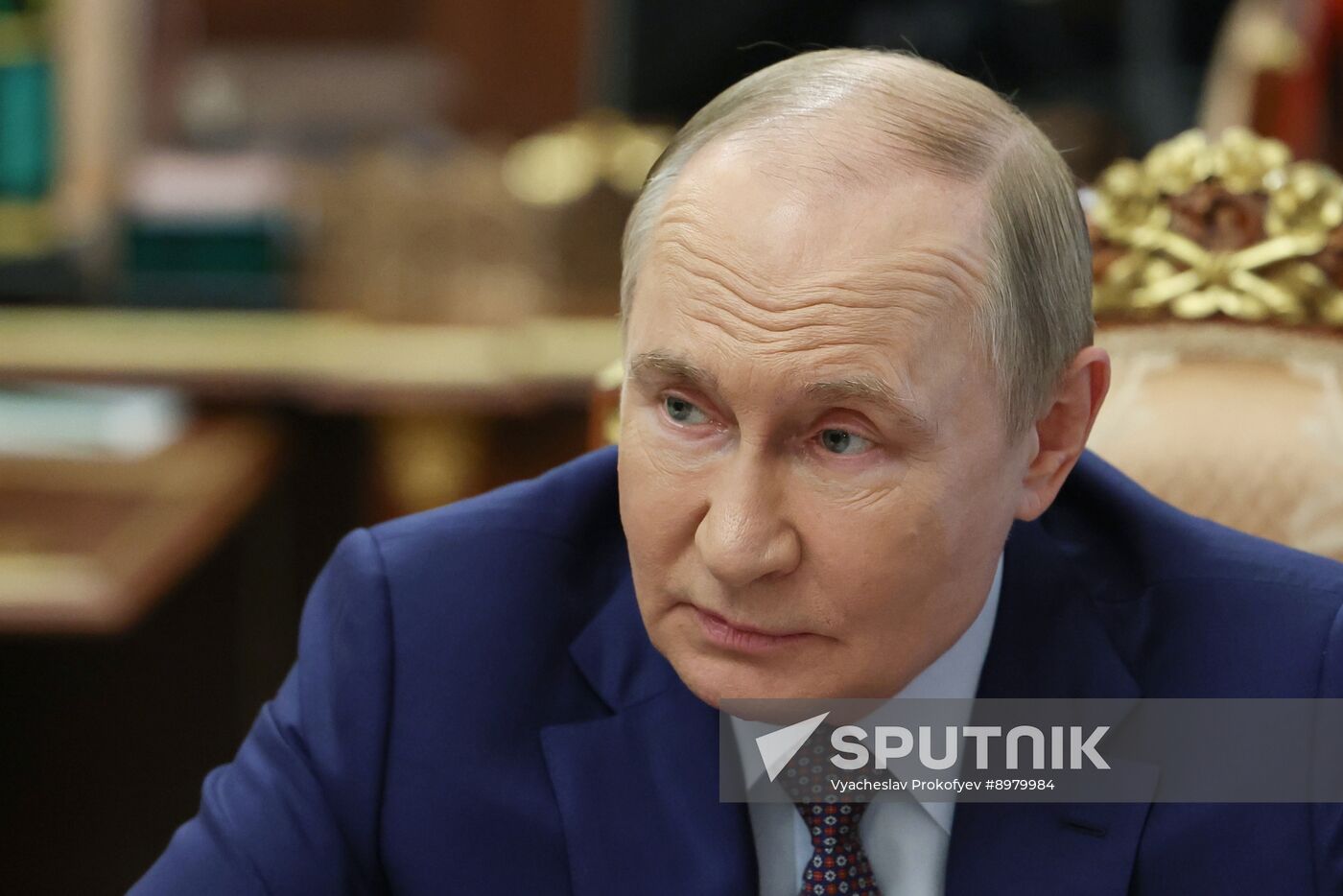 Russia Putin Economic Issues