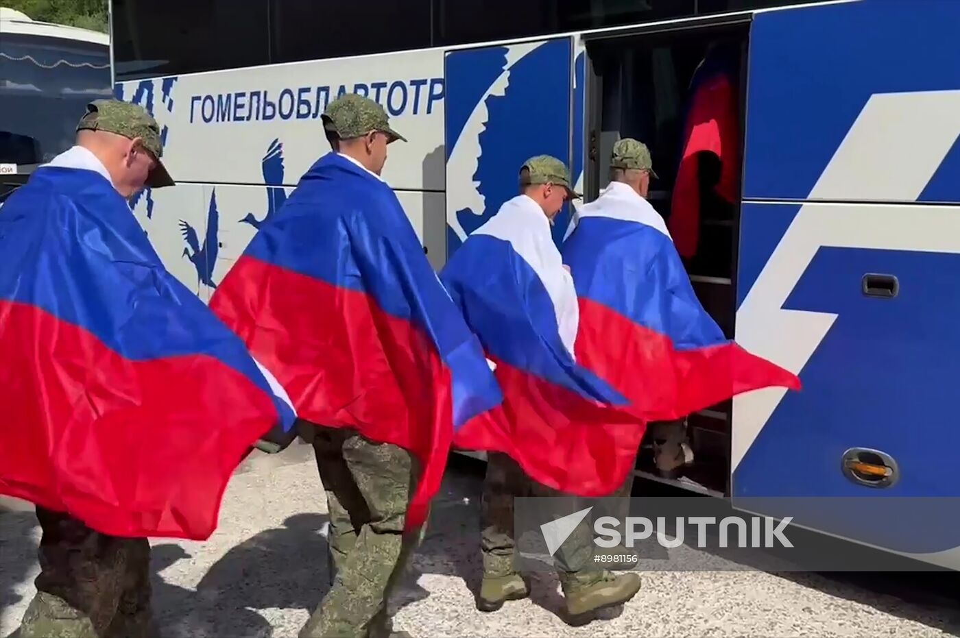 Russia Ukraine Military Operation POWs Exchange