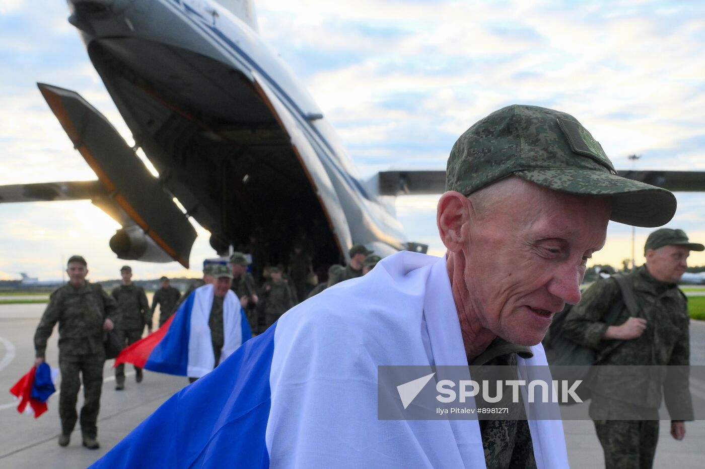 Russia Ukraine Military Operation POWs Exchange