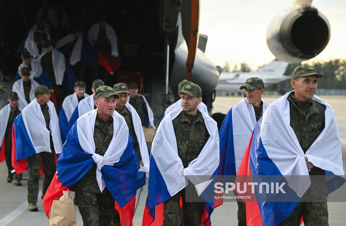 Russia Ukraine Military Operation POWs Exchange