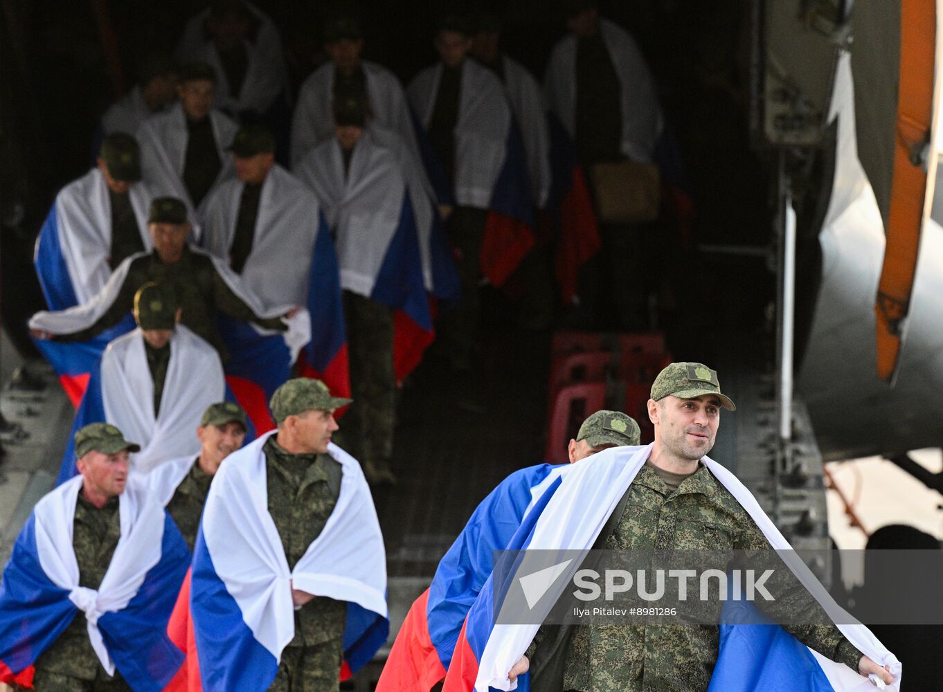 Russia Ukraine Military Operation POWs Exchange