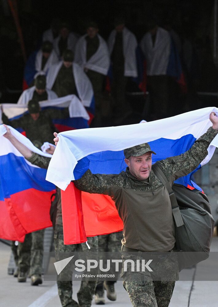 Russia Ukraine Military Operation POWs Exchange