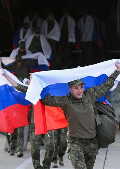 Russia Ukraine Military Operation POWs Exchange