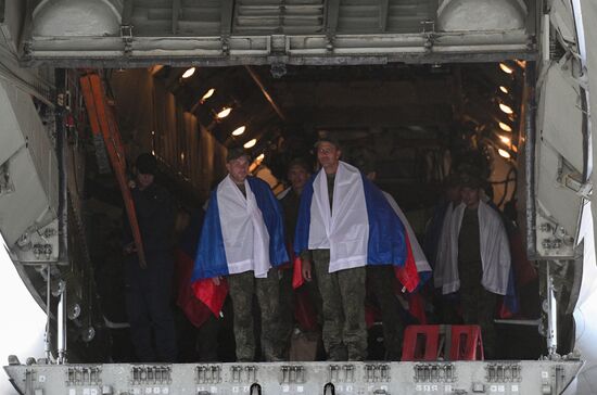 Russia Ukraine Military Operation POWs Exchange