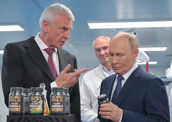 Russia Putin Far Eastern Federal District