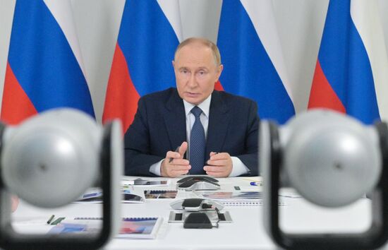 Russia Putin Far Eastern Federal District