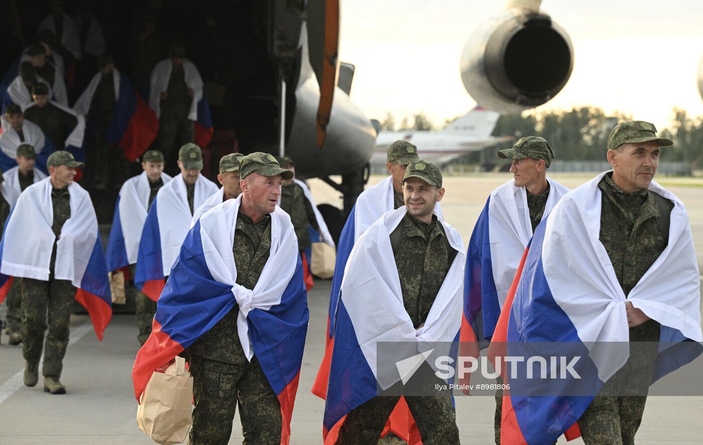 Russia Ukraine Military Operation POWs Exchange