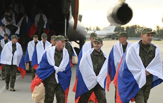 Russia Ukraine Military Operation POWs Exchange