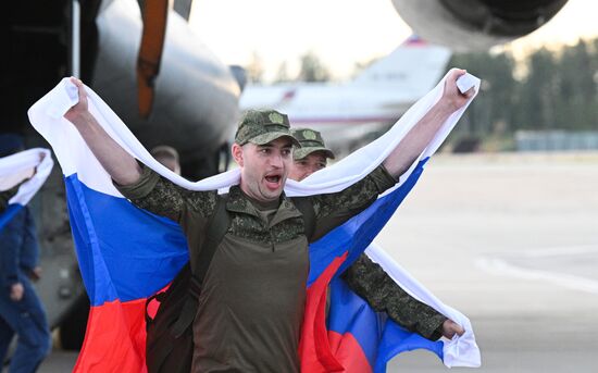 Russia Ukraine Military Operation POWs Exchange