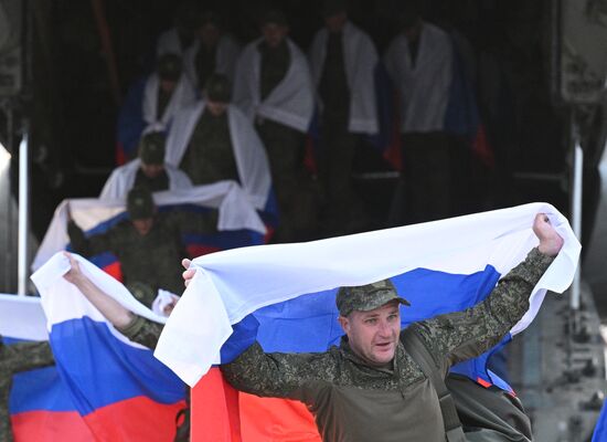 Russia Ukraine Military Operation POWs Exchange