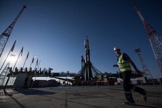 Kazakhsan Russia Space