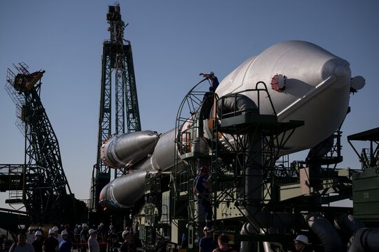 Kazakhsan Russia Space