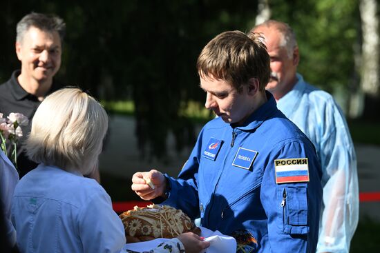 Russia Space Crew-10