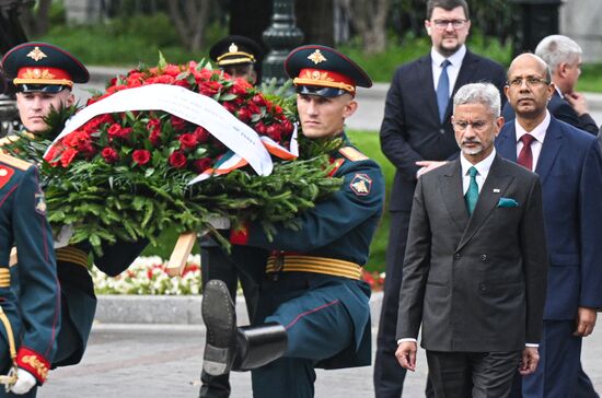 Russia India Wreath Laying