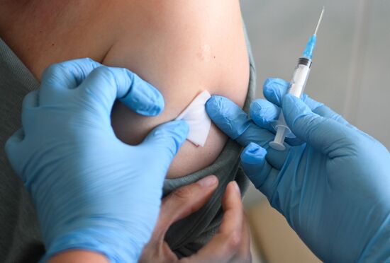 Russia Flu Vaccination
