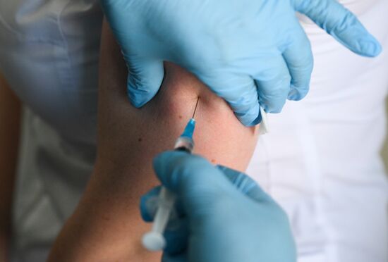 Russia Flu Vaccination