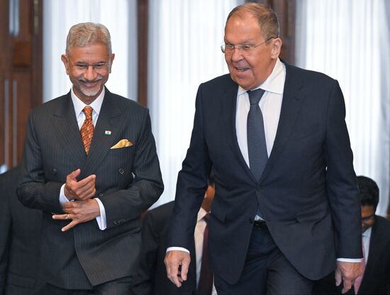 Russia India FMs