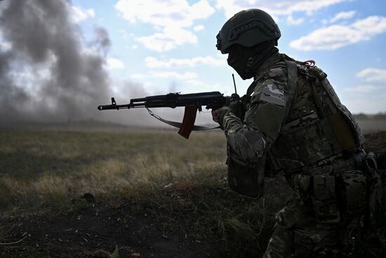 Russia Ukraine Military Operation Troops Training