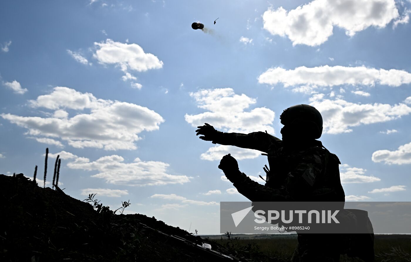 Russia Ukraine Military Operation Troops Training