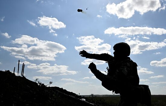Russia Ukraine Military Operation Troops Training