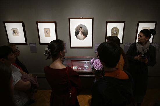 Russia Art Stupin Exhibition