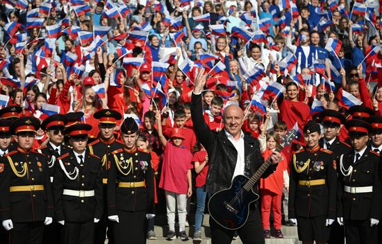 Russia National Flag Day