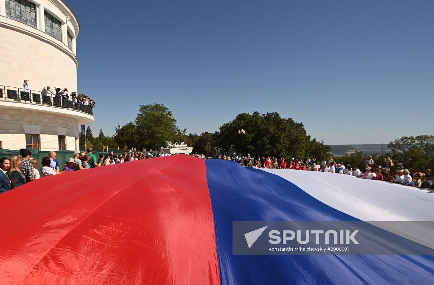 Russia National Flag Day