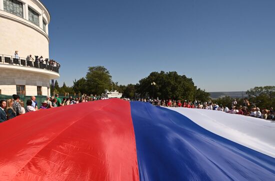 Russia National Flag Day
