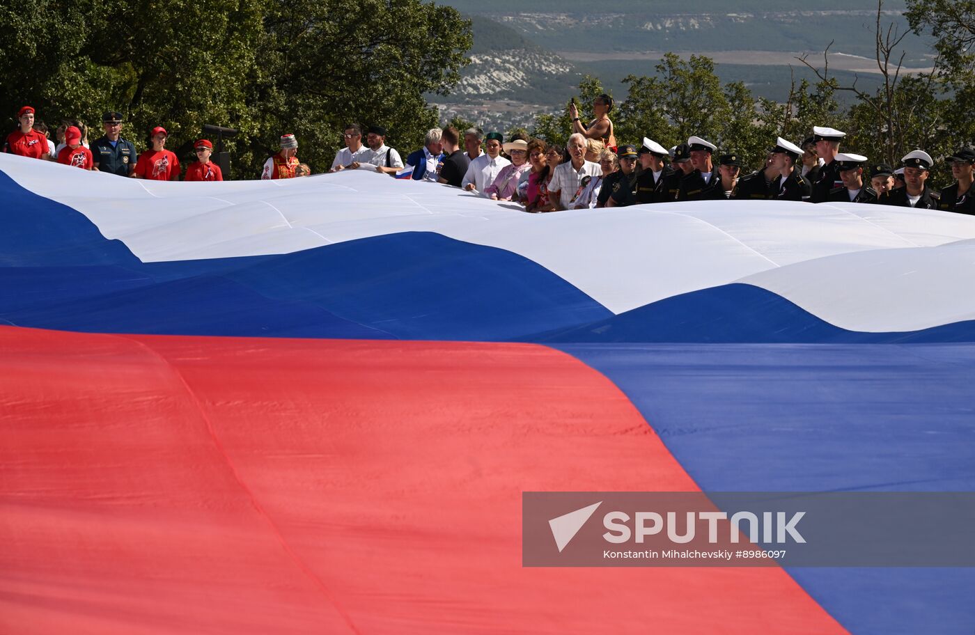 Russia National Flag Day