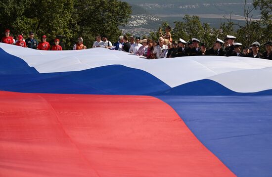 Russia National Flag Day