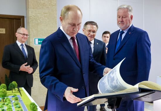 Russia Putin Volga Federal District