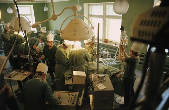 Implanting an artificial heart valve