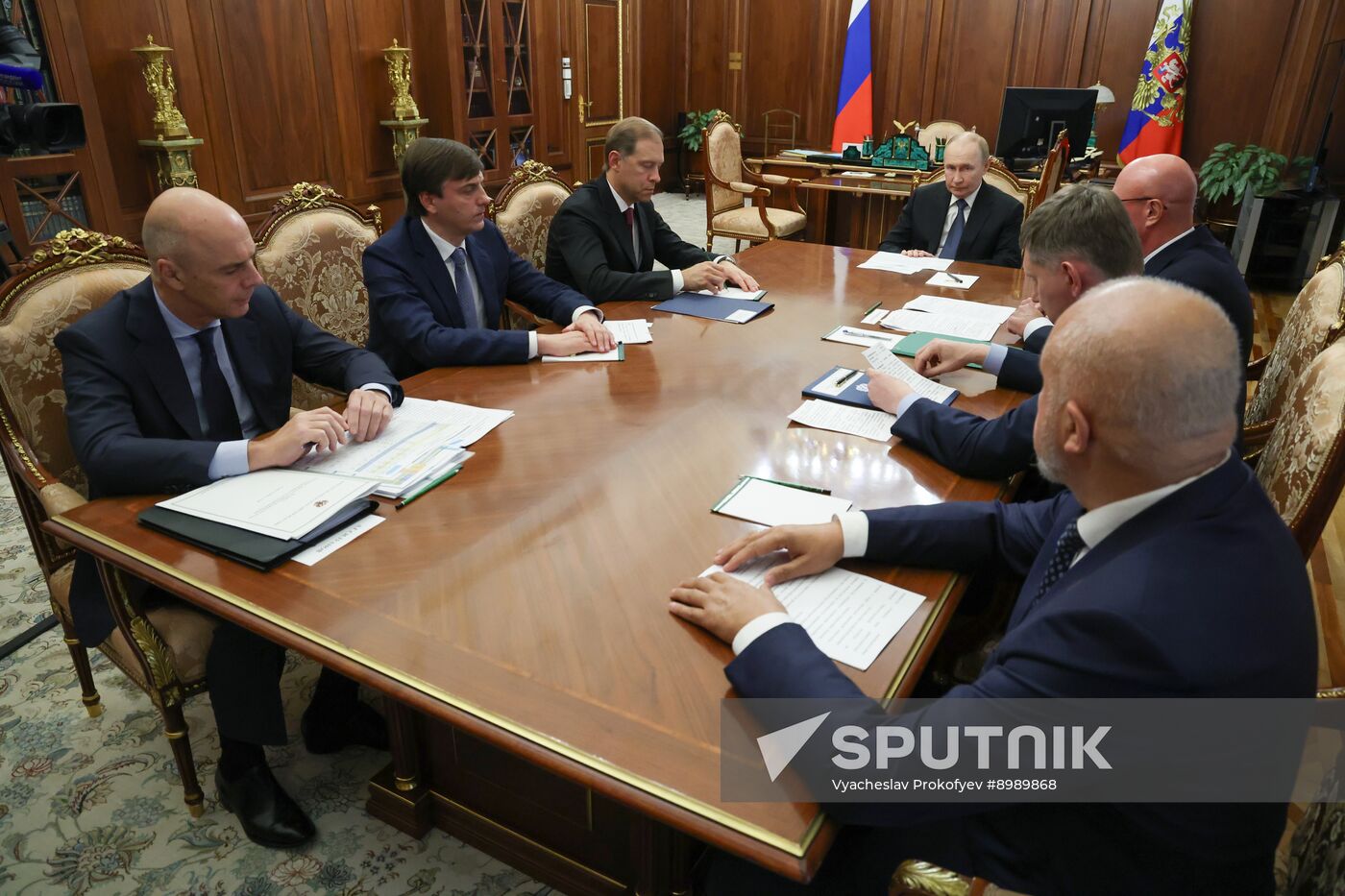 Russia Putin Government