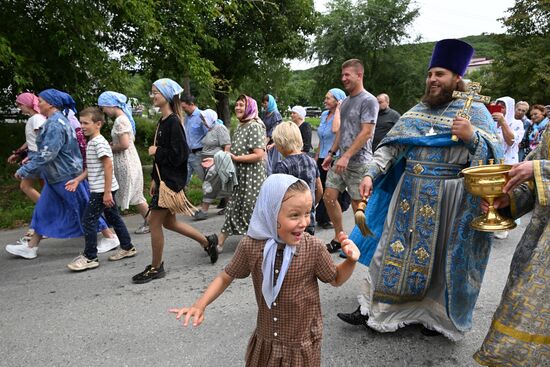 Russia Floods Religious Procession