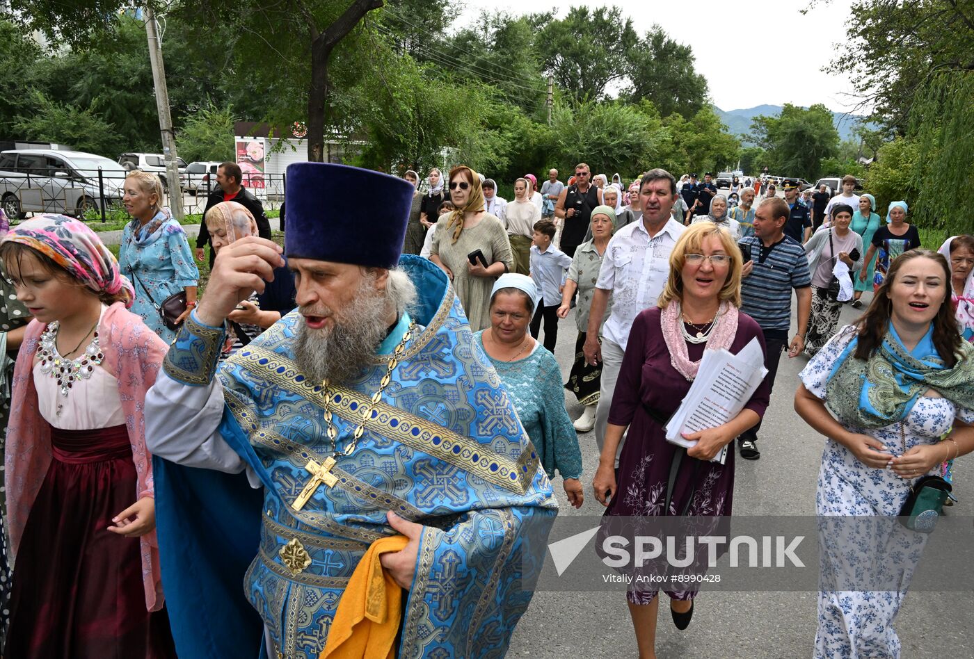 Russia Floods Religious Procession
