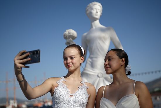 Russia Bride Flashmob