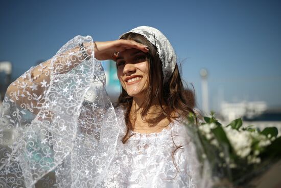 Russia Bride Flashmob