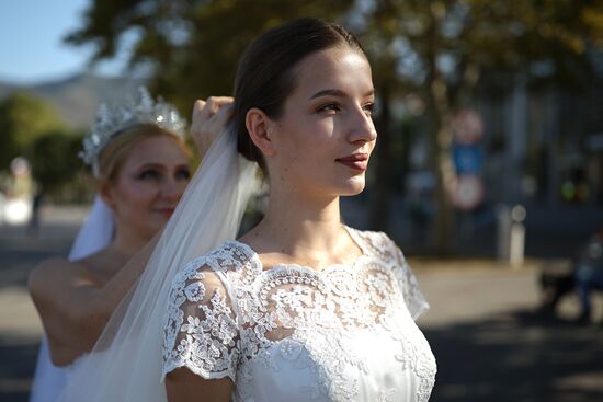 Russia Bride Flashmob
