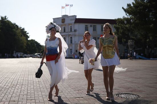 Russia Bride Flashmob