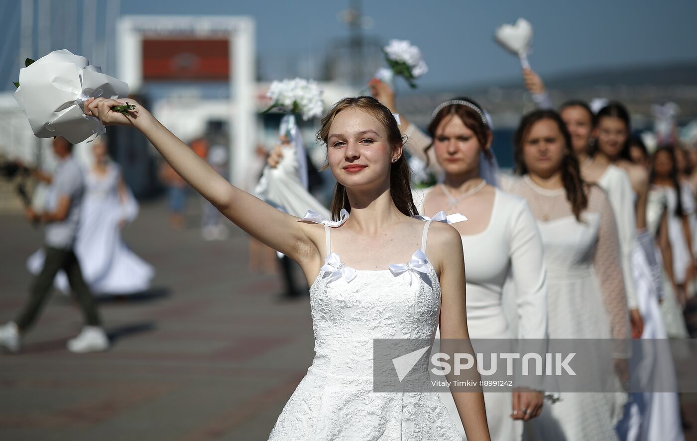 Russia Bride Flashmob