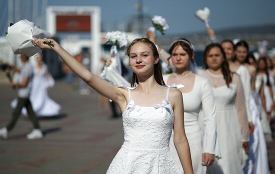 Russia Bride Flashmob
