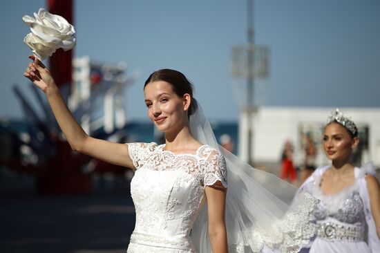 Russia Bride Flashmob